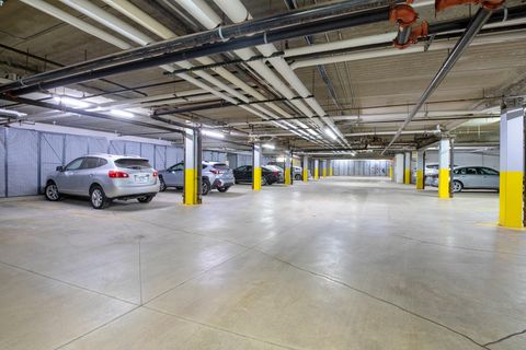 Tiny photo for 425 Benjamin Drive #403, Vernon Hills, IL 60061 (MLS # 12566057)