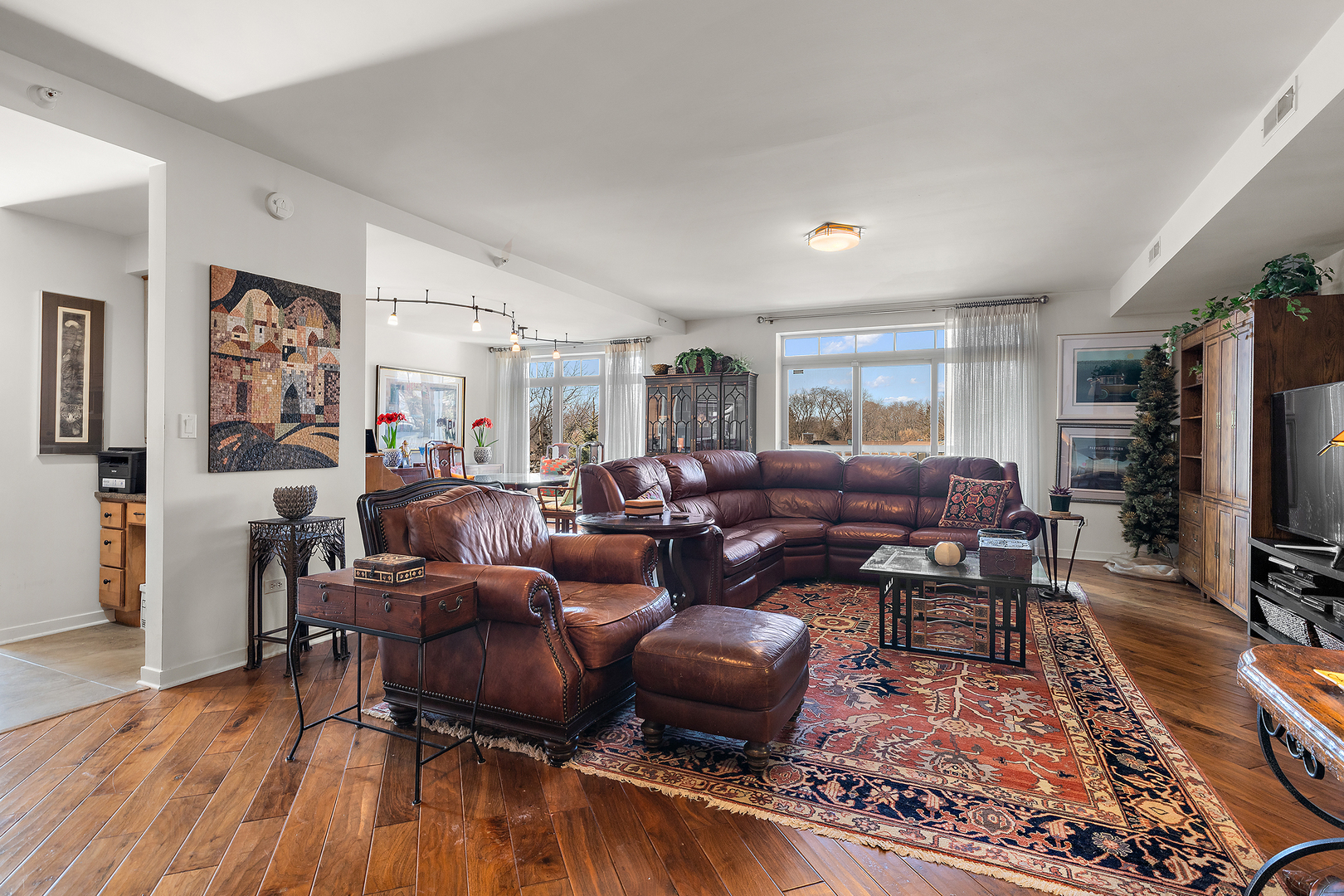 425 Benjamin Drive 403