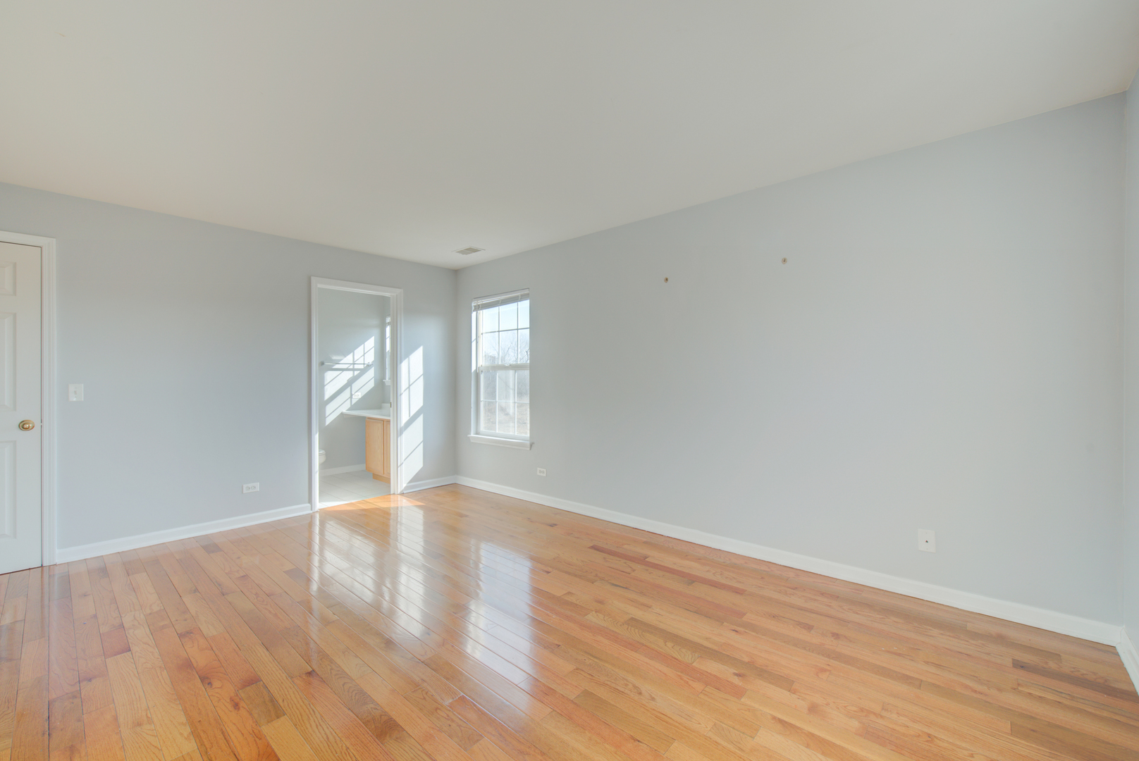 974 N Village Drive 4