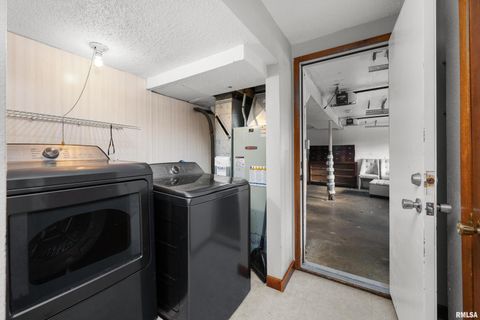 Tiny photo for 5138 306TH Street, Dixon, IA 52745 (MLS # QC4269479)