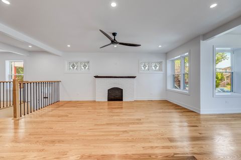 Tiny photo for 7427 S Oglesby Avenue, Chicago, IL 60649 (MLS # 12490702)