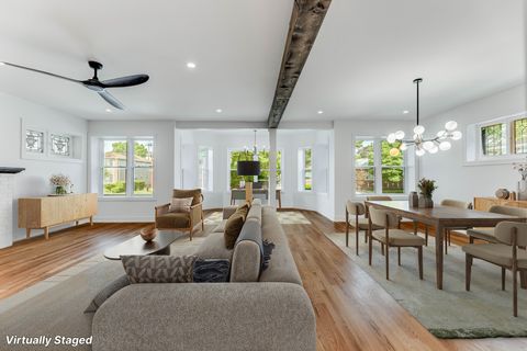 Tiny photo for 7427 S Oglesby Avenue, Chicago, IL 60649 (MLS # 12490702)