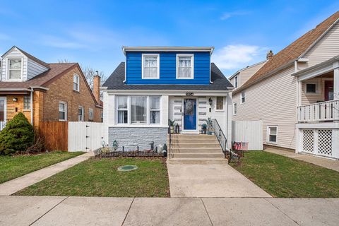 5904 W Berenice Avenue Chicago IL 60634