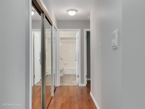 Tiny photo for 4129 Saratoga Avenue #106, Downers Grove, IL 60515 (MLS # 12541672)