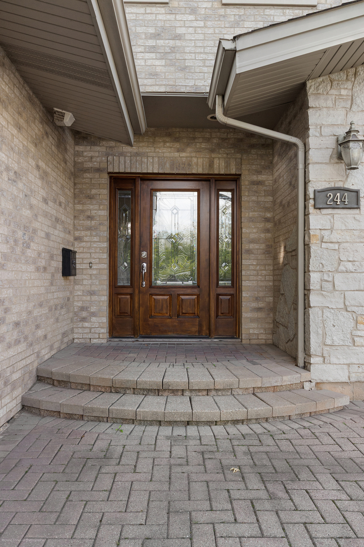 244 N Jackson Road