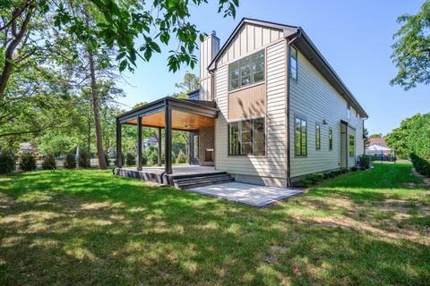 Tiny photo for 809 Lenox Road, Glenview, IL 60025 (MLS # 12554648)