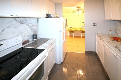 Tiny photo for 16 E Old Willow Road #412S, Prospect Heights, IL 60070 (MLS # 12447841)