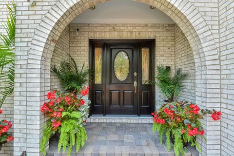 Tiny photo for 1208 Hamilton Lane, Naperville, IL 60540 (MLS # 12405288)