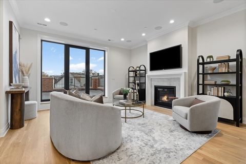 Tiny photo for 3036 N Sheffield Avenue #3, Chicago, IL 60657 (MLS # 12539866)