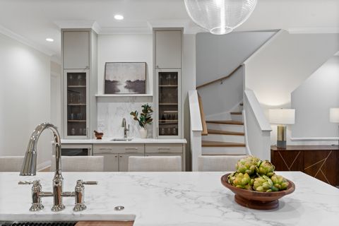 Tiny photo for 3036 N Sheffield Avenue #3, Chicago, IL 60657 (MLS # 12539866)