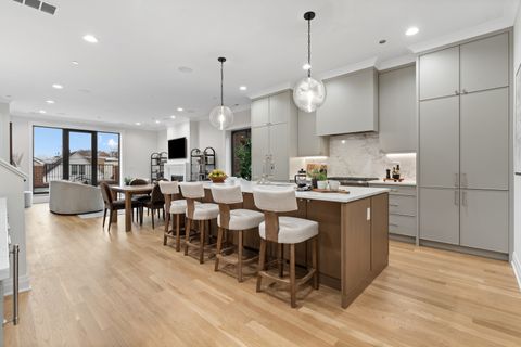 Tiny photo for 3036 N Sheffield Avenue #3, Chicago, IL 60657 (MLS # 12539866)