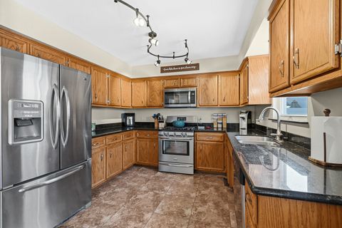 Tiny photo for 25546 S Linden Avenue, Monee, IL 60449 (MLS # 12570327)