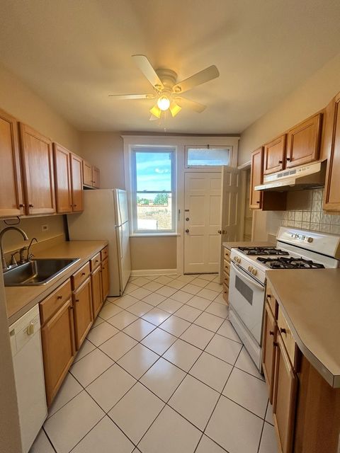 Tiny photo for 3618 W Ainslie Street #3W, Chicago, IL 60625 (MLS # 12447684)