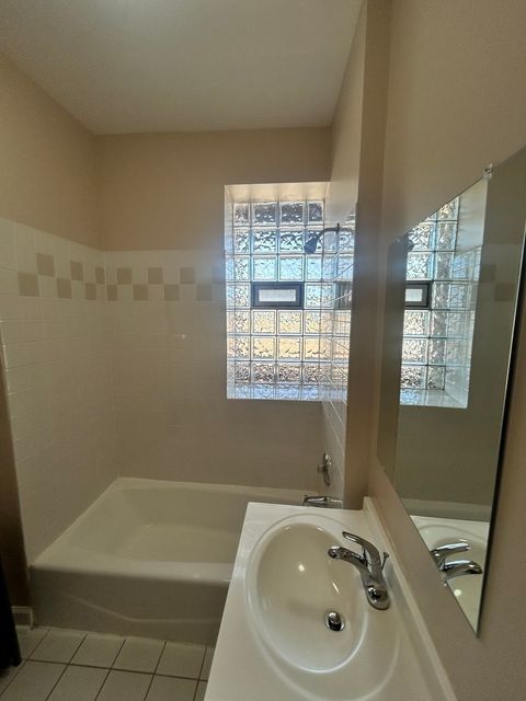Tiny photo for 3618 W Ainslie Street #3W, Chicago, IL 60625 (MLS # 12447684)