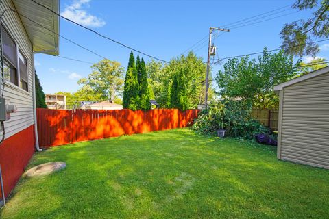 Tiny photo for 11127 S Wallace Street, Chicago, IL 60628 (MLS # 12525900)