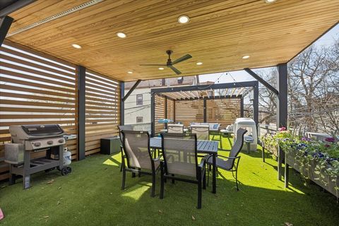 Tiny photo for 2257 W Belmont Avenue #1W, Chicago, IL 60618 (MLS # 12616489)