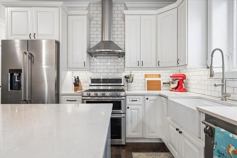 Tiny photo for 2257 W Belmont Avenue #1W, Chicago, IL 60618 (MLS # 12616489)