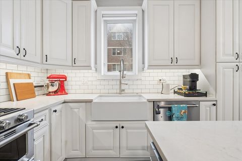 Tiny photo for 2257 W Belmont Avenue #1W, Chicago, IL 60618 (MLS # 12616489)