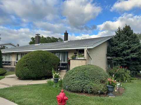 Photo of 1247 S Mannheim Road #3, Westchester, IL 60154 (MLS # 12455542)