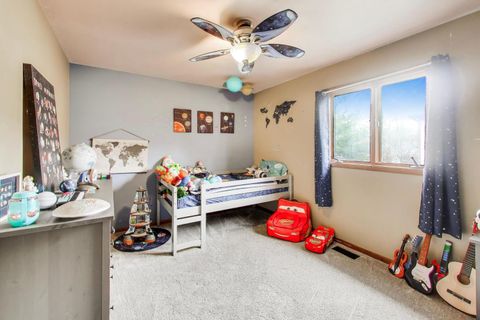 Tiny photo for 1323 Cottonwood Lane, Crystal Lake, IL 60014 (MLS # 12625432)