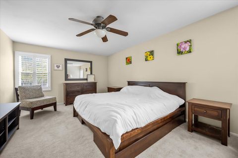 Tiny photo for 701 Thompson Boulevard, Buffalo Grove, IL 60089 (MLS # 12630269)