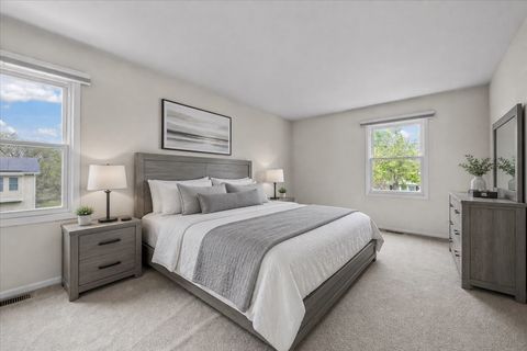 Tiny photo for 701 Thompson Boulevard, Buffalo Grove, IL 60089 (MLS # 12630269)