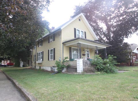 Photo of 1304 Montague Street, Rockford, IL 61102 (MLS # 12715535)