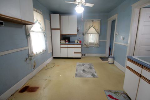 Tiny photo for 1304 Montague Street, Rockford, IL 61102 (MLS # 12715535)