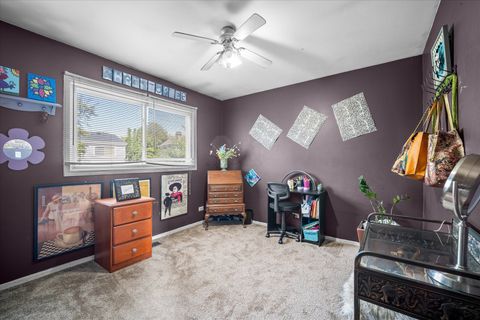 Tiny photo for 515 Dover Court, Roselle, IL 60172 (MLS # 12487573)