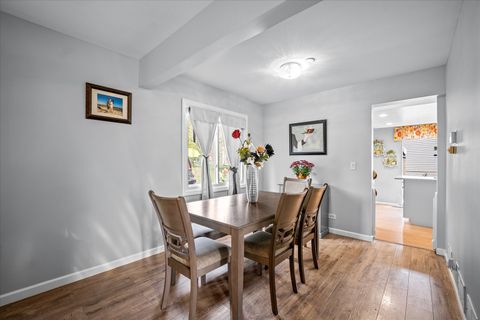 Tiny photo for 515 Dover Court, Roselle, IL 60172 (MLS # 12487573)