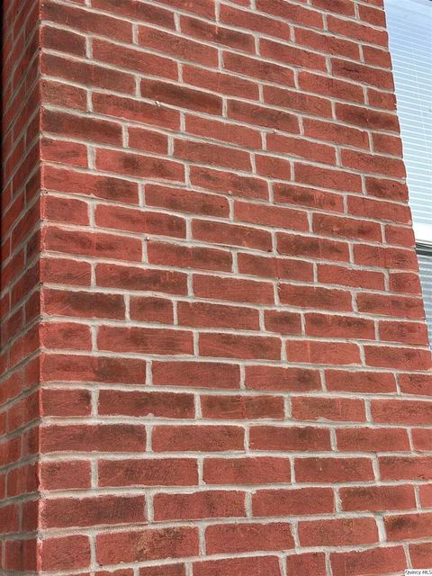 Tiny photo for 812 N 7th St, Quincy, IL 62301 (MLS # 12536840)