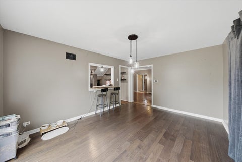 Tiny photo for 390 Bartram Road, Riverside, IL 60546 (MLS # 12751025)