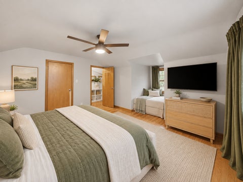 Tiny photo for 390 Bartram Road, Riverside, IL 60546 (MLS # 12751025)