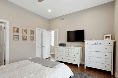 Tiny photo for 2657 N Racine Avenue #3, Chicago, IL 60614 (MLS # 12556008)