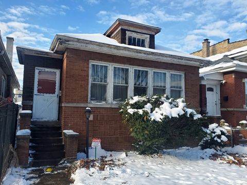 Photo of 2442 N KEELER Avenue, Chicago, IL 60639 (MLS # 12528694)