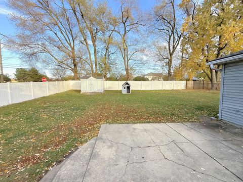 Tiny photo for 196 Green Court, Streamwood, IL 60107 (MLS # 12522177)