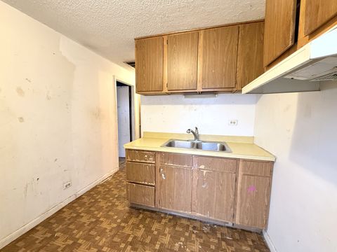 Tiny photo for 196 Green Court, Streamwood, IL 60107 (MLS # 12522177)