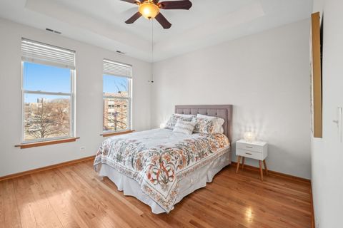 Tiny photo for 6412 S Woodlawn Avenue #3, Chicago, IL 60637 (MLS # 12574973)