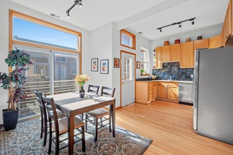 Tiny photo for 6412 S Woodlawn Avenue #3, Chicago, IL 60637 (MLS # 12574973)