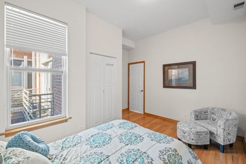 Tiny photo for 6412 S Woodlawn Avenue #3, Chicago, IL 60637 (MLS # 12574973)