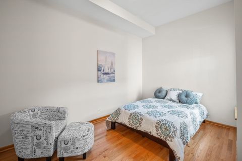 Tiny photo for 6412 S Woodlawn Avenue #3, Chicago, IL 60637 (MLS # 12574973)