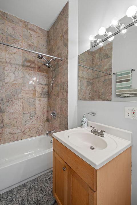 Tiny photo for 6412 S Woodlawn Avenue #3, Chicago, IL 60637 (MLS # 12574973)