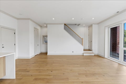 Tiny photo for 6414 N Francisco Avenue #202, Chicago, IL 60645 (MLS # 12678008)