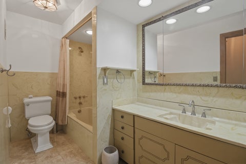 Tiny photo for 9529 Bronx Avenue #401, Skokie, IL 60077 (MLS # 12637835)