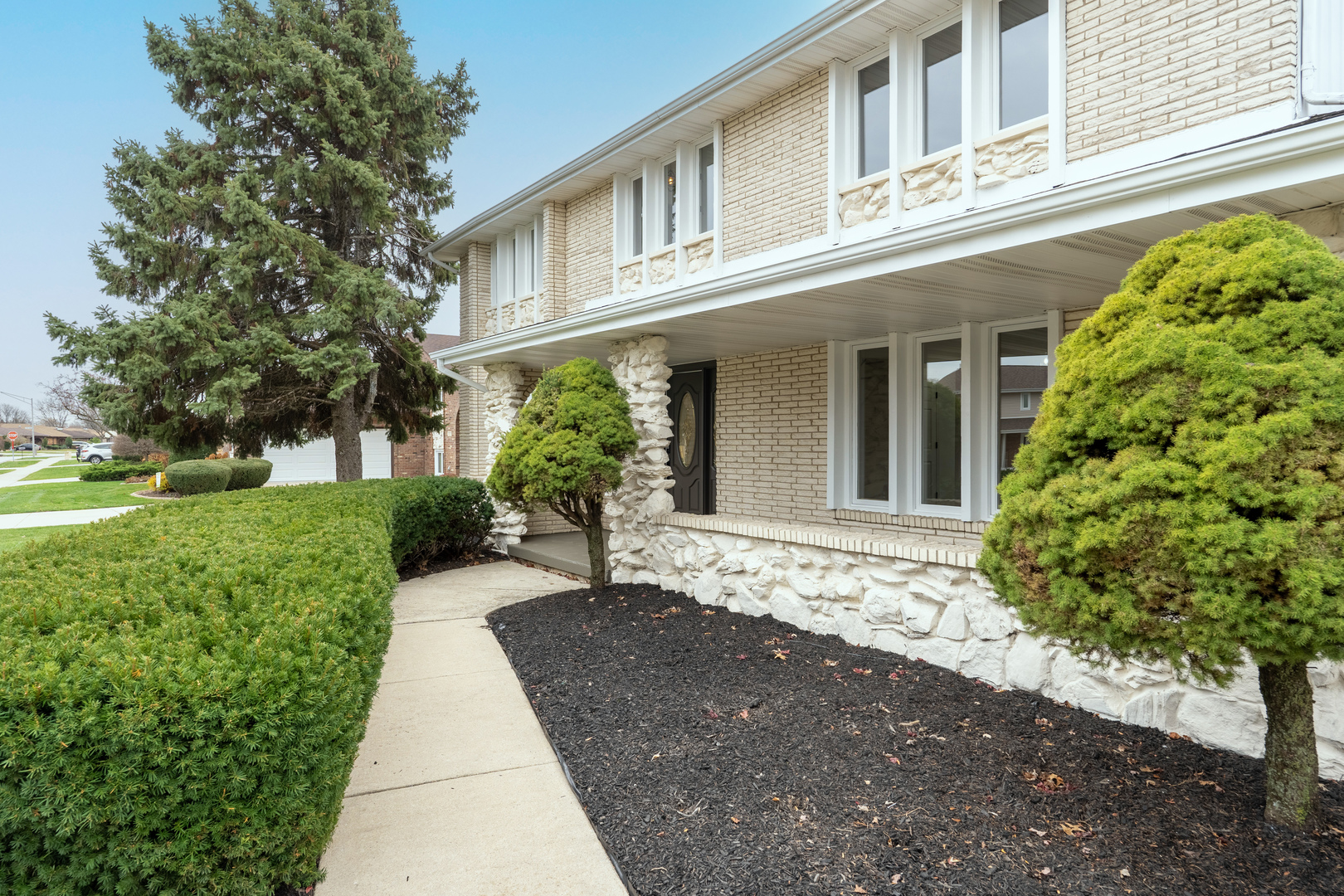 7723 W 157th Street