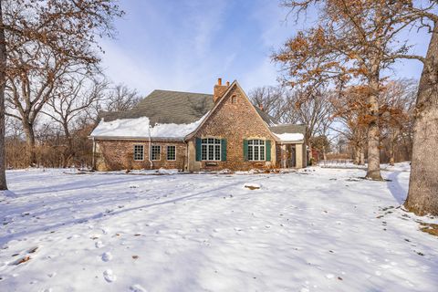 Tiny photo for 7S460 Donwood Drive, Naperville, IL 60540 (MLS # 12533843)