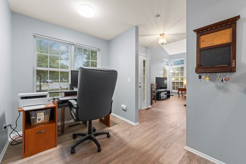 Tiny photo for 460 Mayflower Lane #1, Bartlett, IL 60103 (MLS # 12489945)