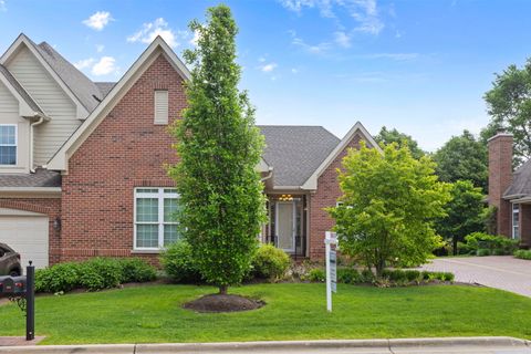 Photo of 905 Hickory Drive, Western Springs, IL 60558 (MLS # 12648755)