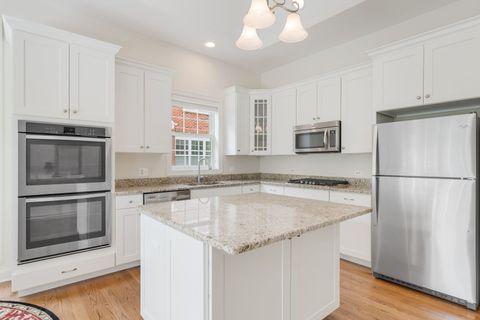 Tiny photo for 905 Hickory Drive, Western Springs, IL 60558 (MLS # 12648755)