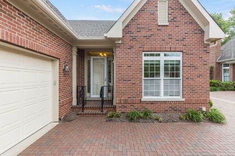 Tiny photo for 905 Hickory Drive, Western Springs, IL 60558 (MLS # 12648755)